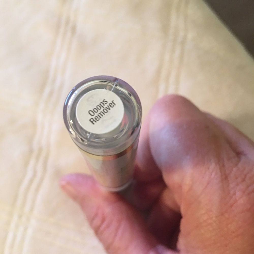 Lipsense remover - Picture 3 of 6